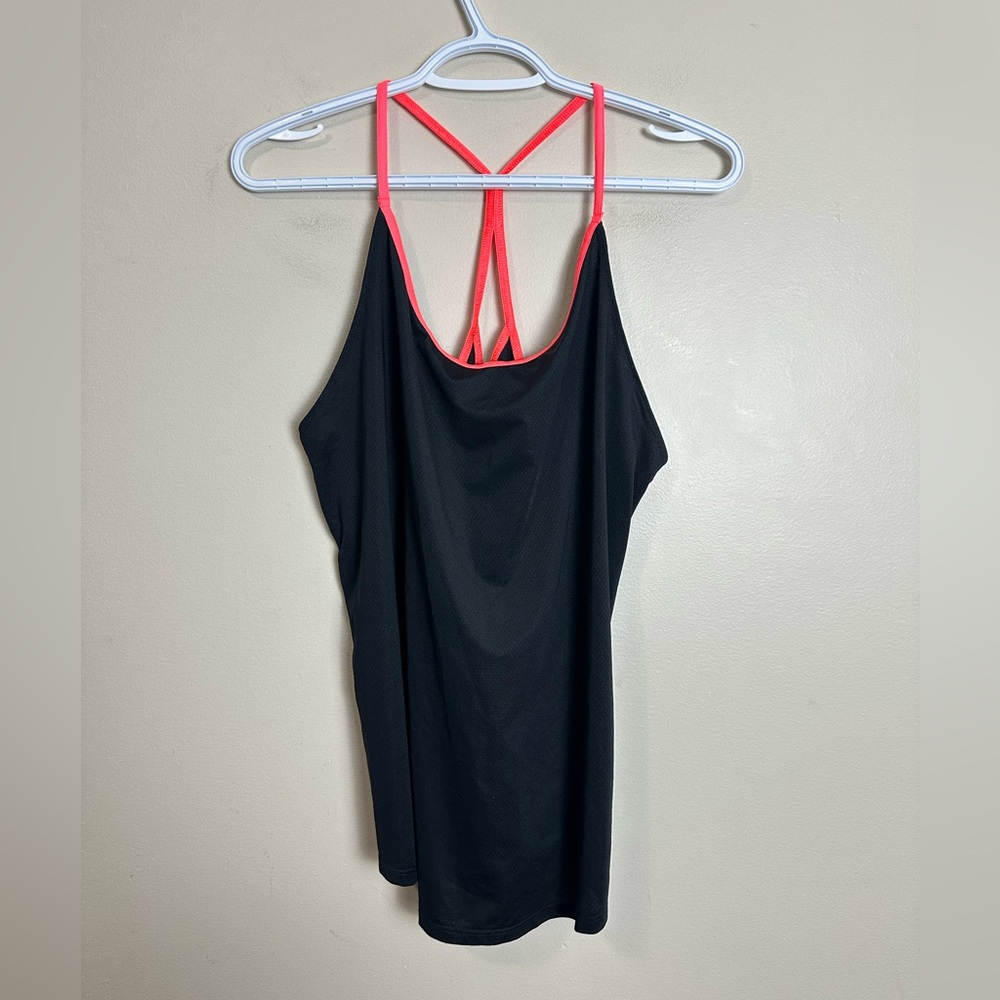 Under Armour Size XL Black Camisole with Pink Straps